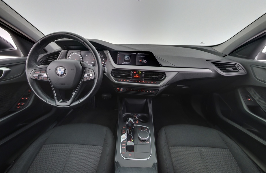BMW 118 vaihtoauto
