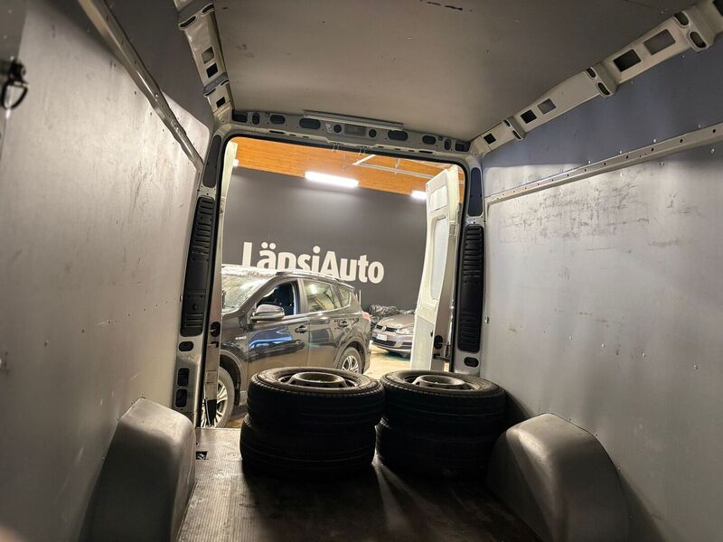 Peugeot Boxer vaihtoauto