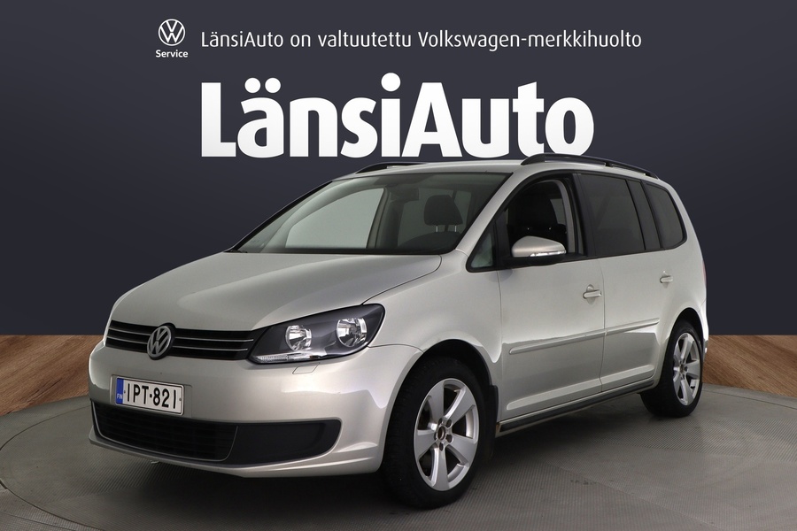 Volkswagen Touran vaihtoauto