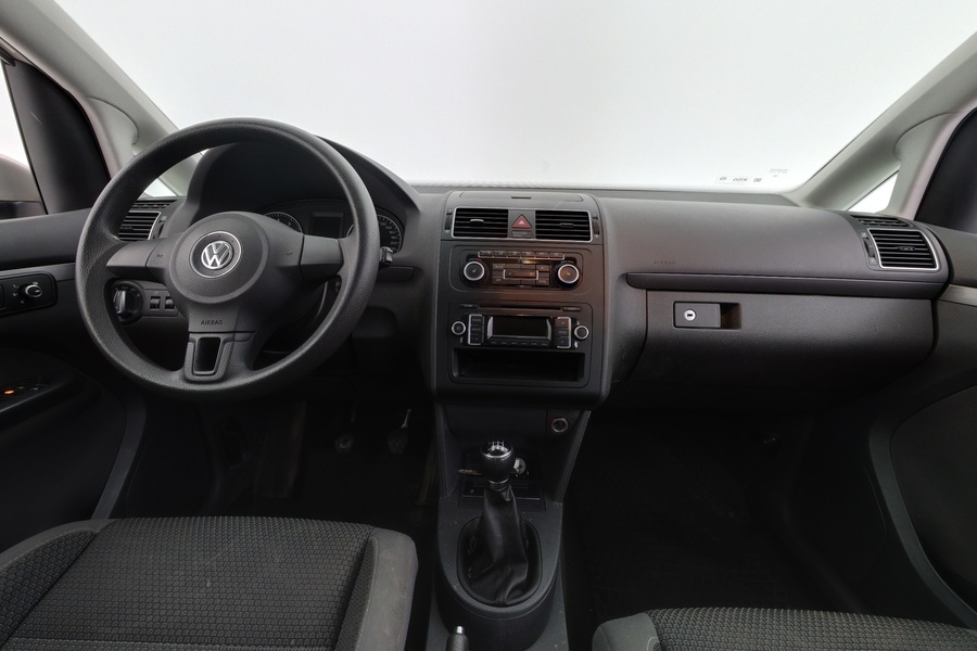 Volkswagen Touran vaihtoauto