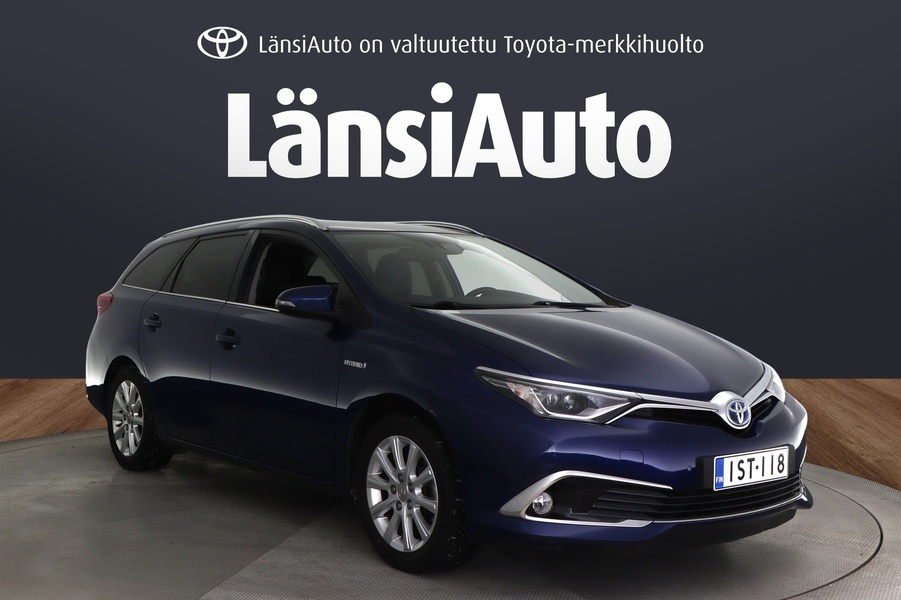 Toyota Auris vaihtoauto