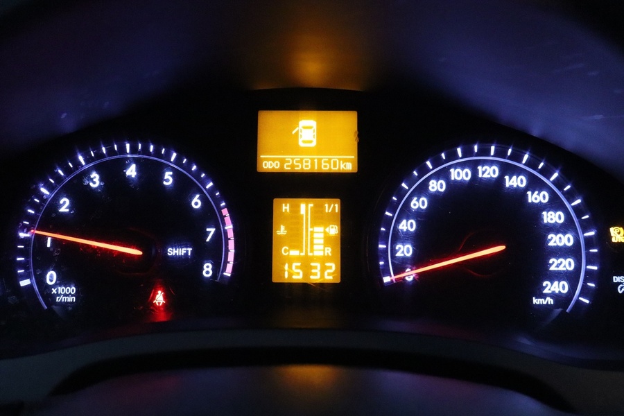 Toyota Avensis vaihtoauto