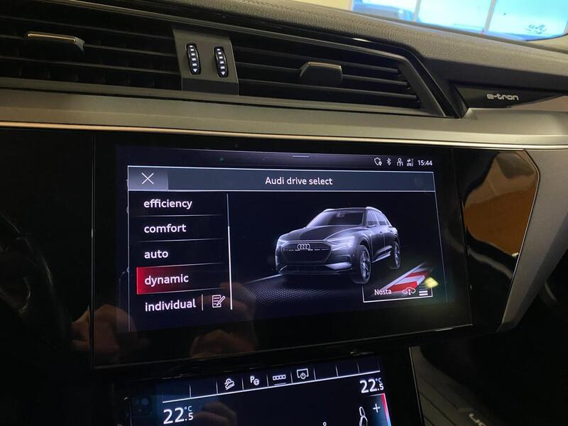 Audi e-tron vaihtoauto