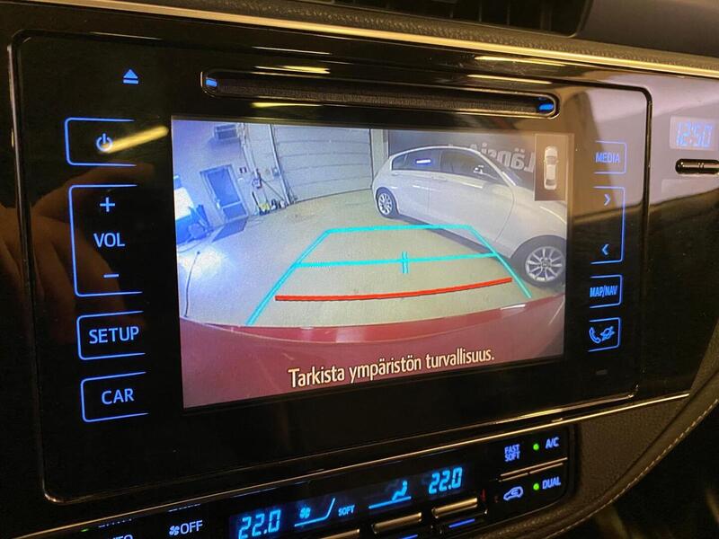 Toyota Auris vaihtoauto