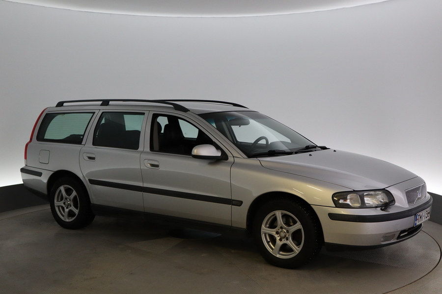 Volvo V70 vaihtoauto