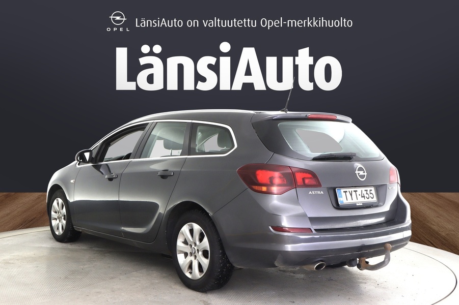 Opel Astra vaihtoauto