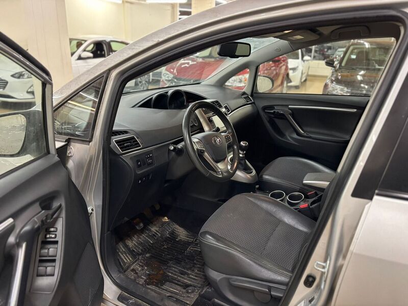 Toyota Verso vaihtoauto