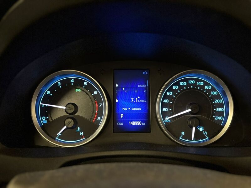 Toyota Corolla vaihtoauto