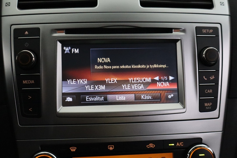 Toyota Avensis vaihtoauto