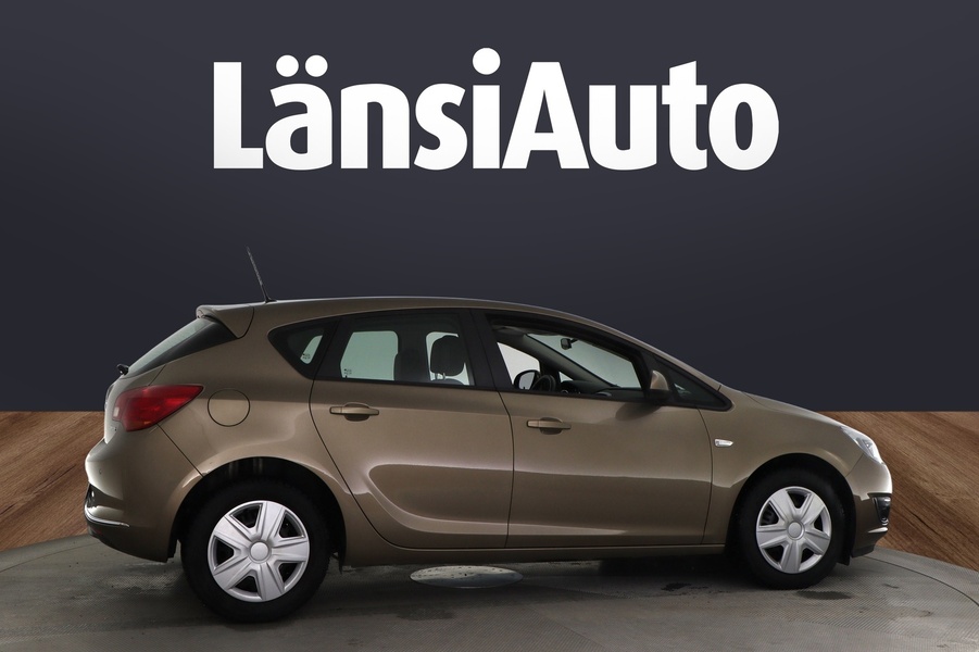 Opel Astra vaihtoauto