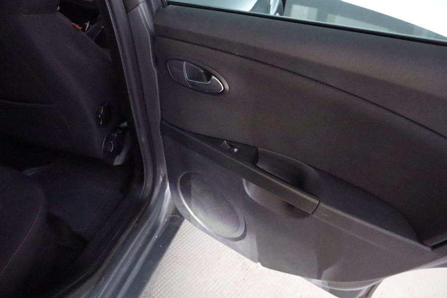 SEAT Leon vaihtoauto