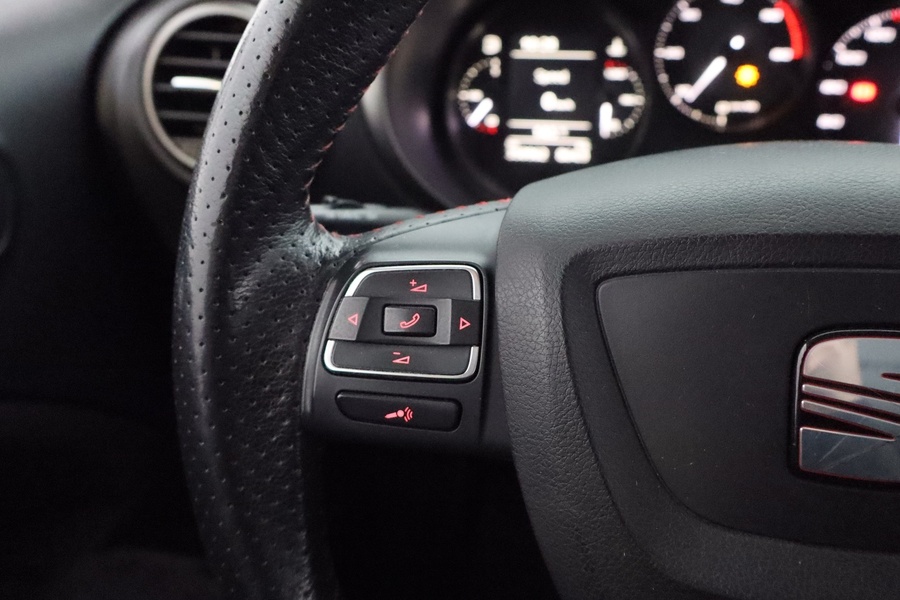 SEAT Leon vaihtoauto