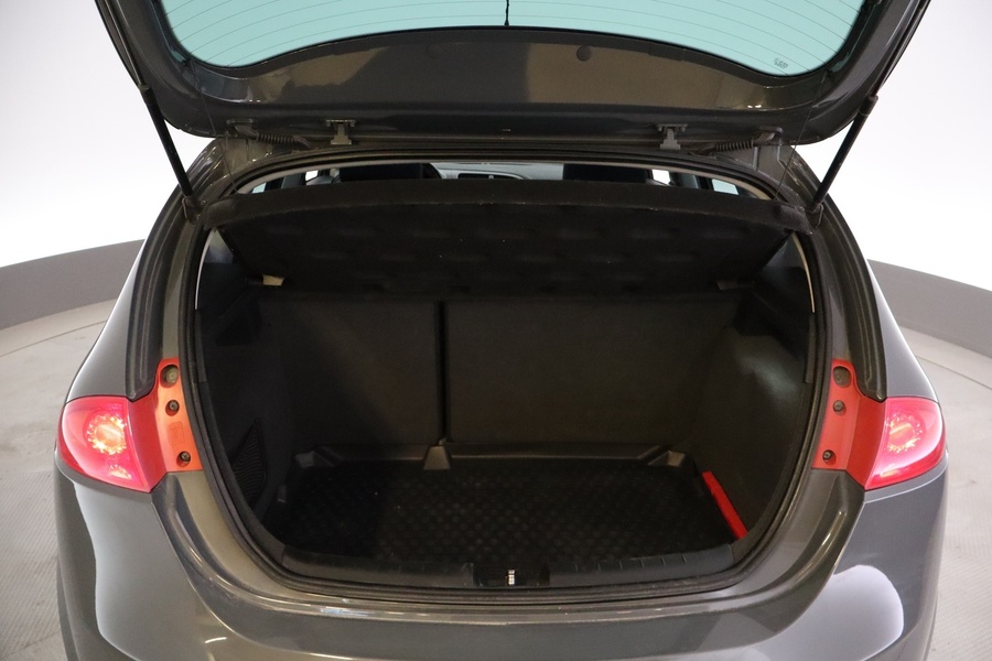 SEAT Leon vaihtoauto