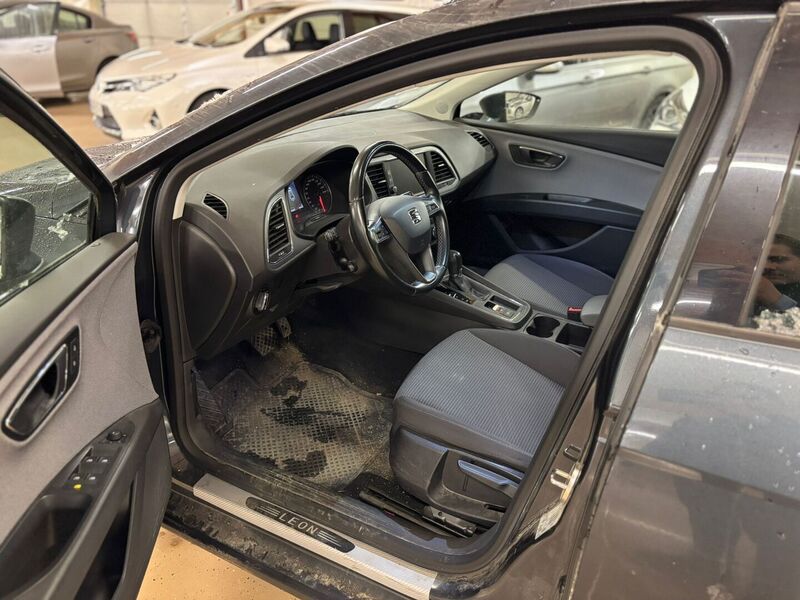 SEAT Leon ST vaihtoauto