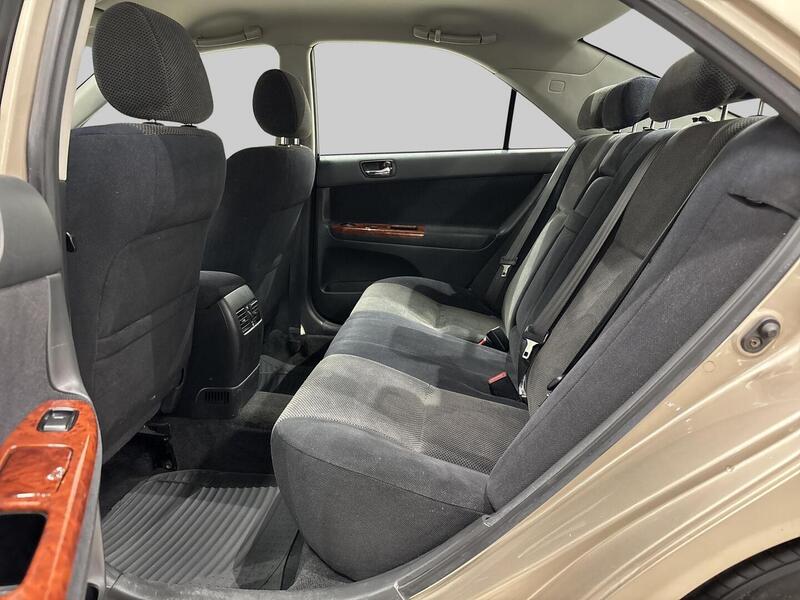 Toyota Camry vaihtoauto