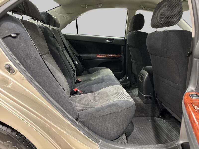 Toyota Camry vaihtoauto