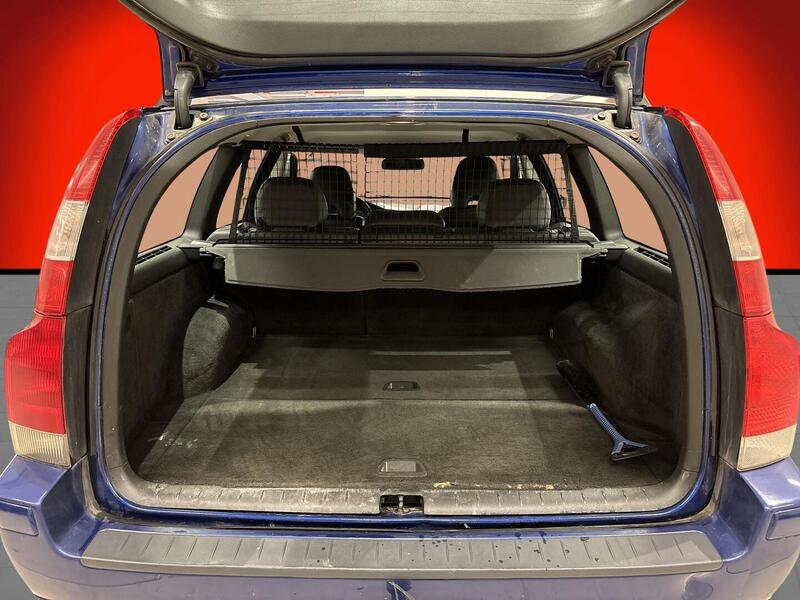 Volvo V70 vaihtoauto