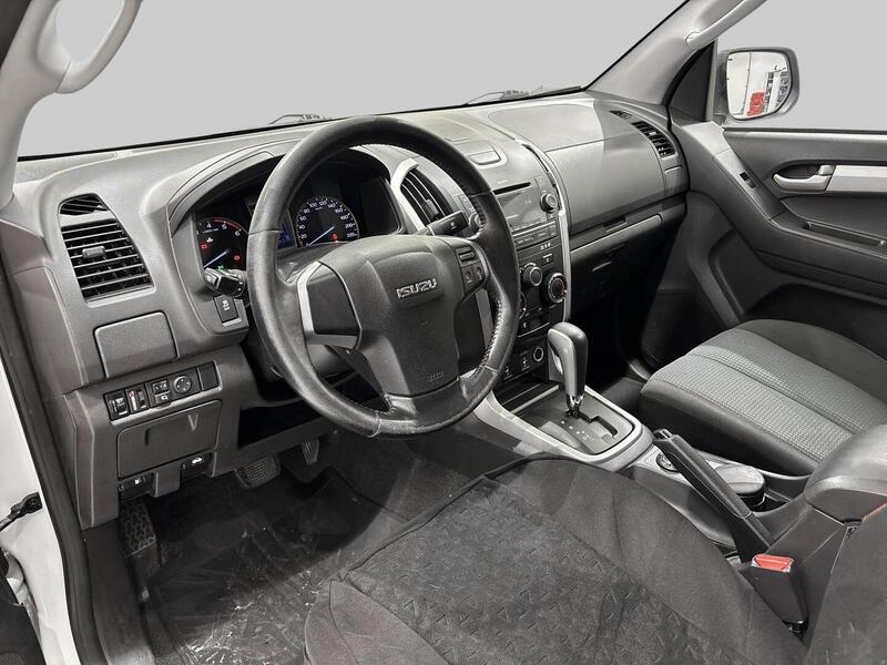 Isuzu D-Max vaihtoauto