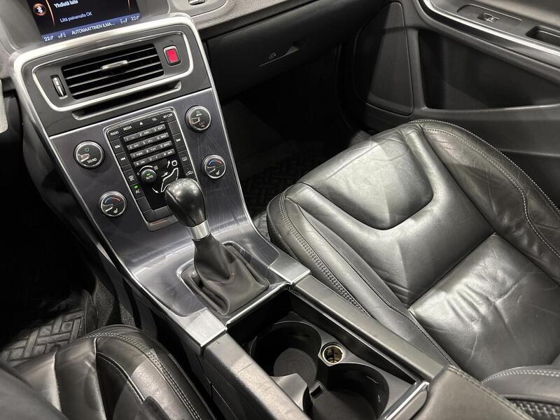 Volvo V60 vaihtoauto