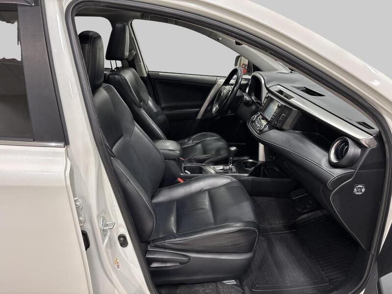 Toyota RAV4 vaihtoauto