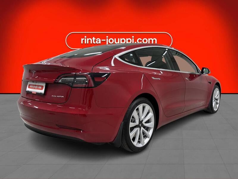 Tesla Model 3 vaihtoauto