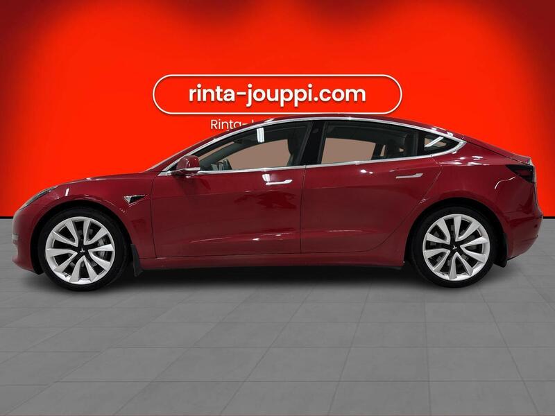 Tesla Model 3 vaihtoauto