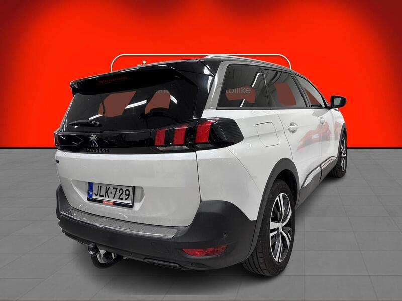 Peugeot 5008 vaihtoauto