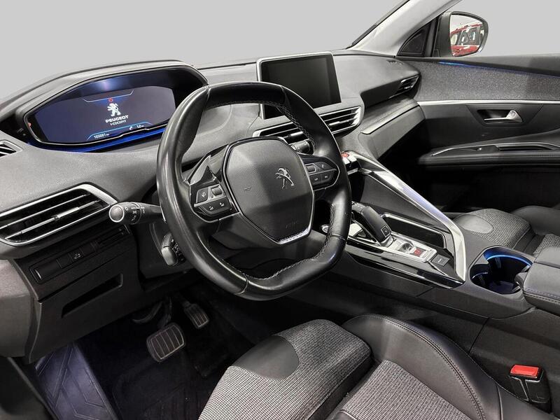 Peugeot 5008 vaihtoauto