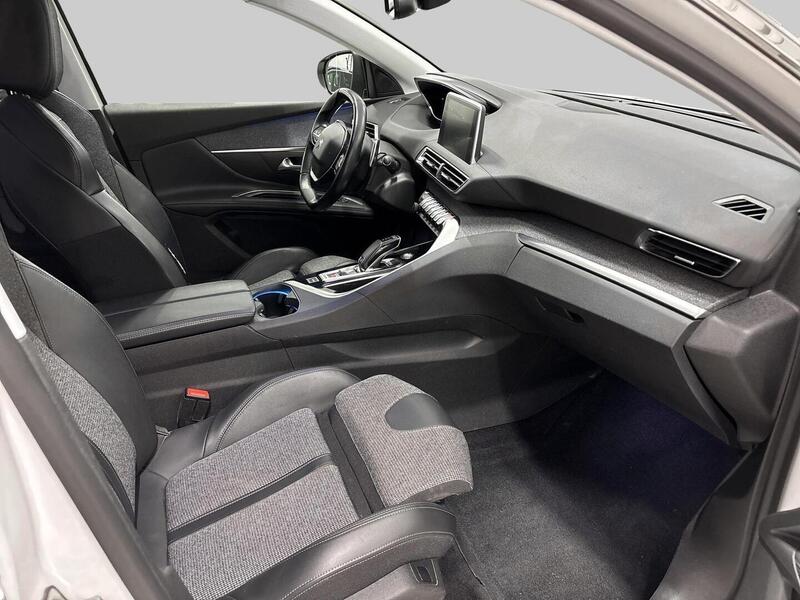 Peugeot 5008 vaihtoauto