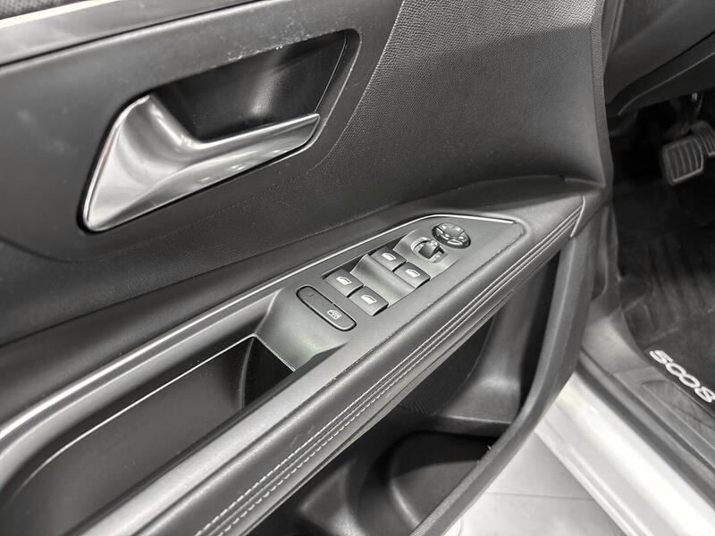 Peugeot 5008 vaihtoauto