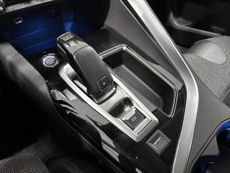 Peugeot 5008 vaihtoauto