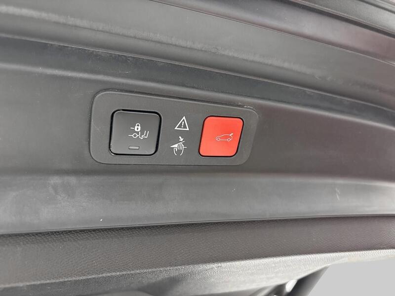 Peugeot 5008 vaihtoauto