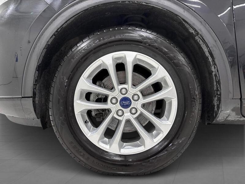 Ford Kuga vaihtoauto