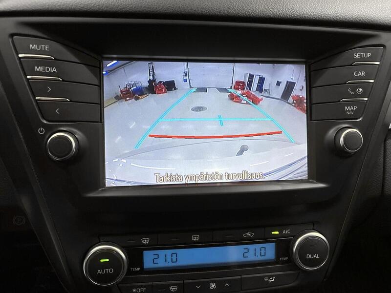 Toyota Avensis vaihtoauto