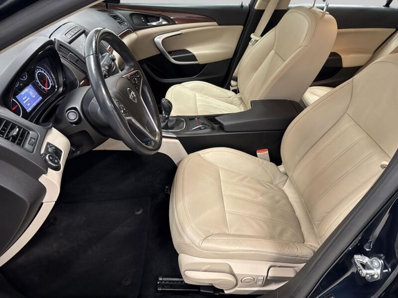 Opel Insignia vaihtoauto