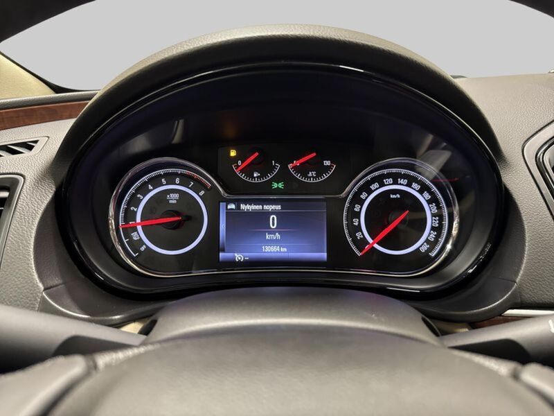 Opel Insignia vaihtoauto