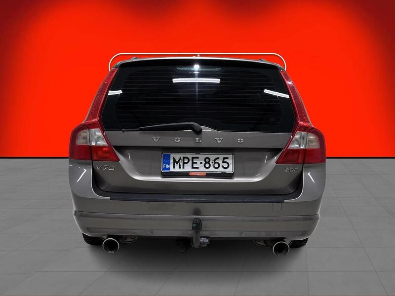 Volvo V70 vaihtoauto