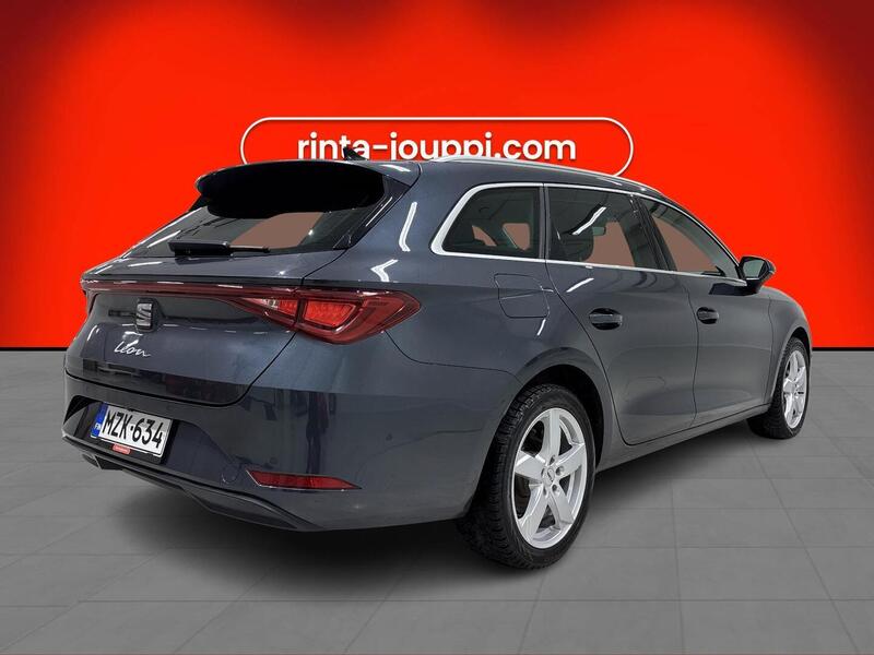 SEAT Leon Sportstourer vaihtoauto