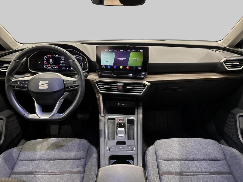 SEAT Leon Sportstourer vaihtoauto