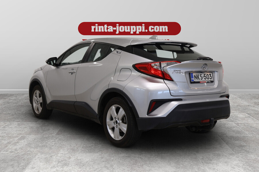 Toyota C-HR vaihtoauto