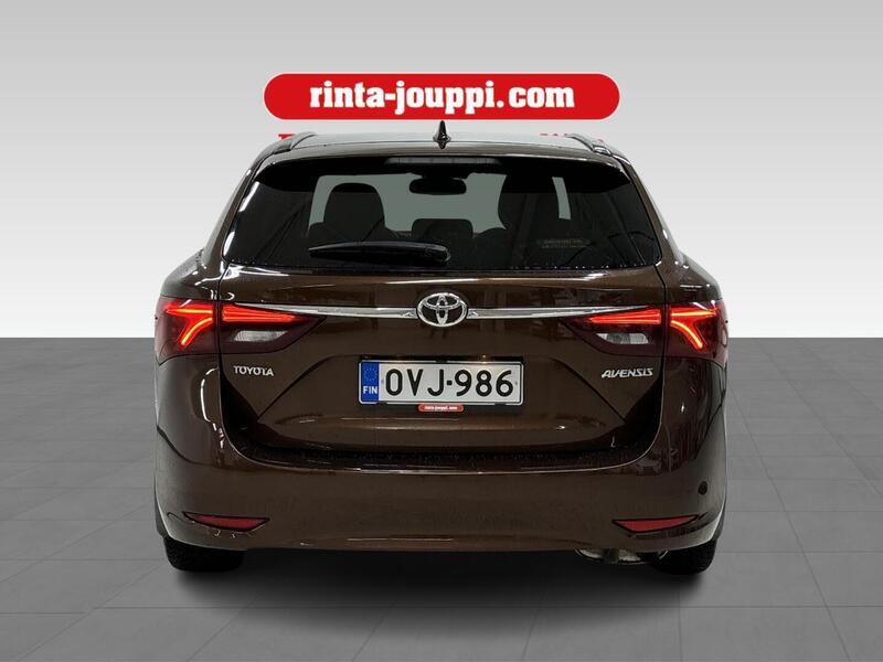 Toyota Avensis vaihtoauto