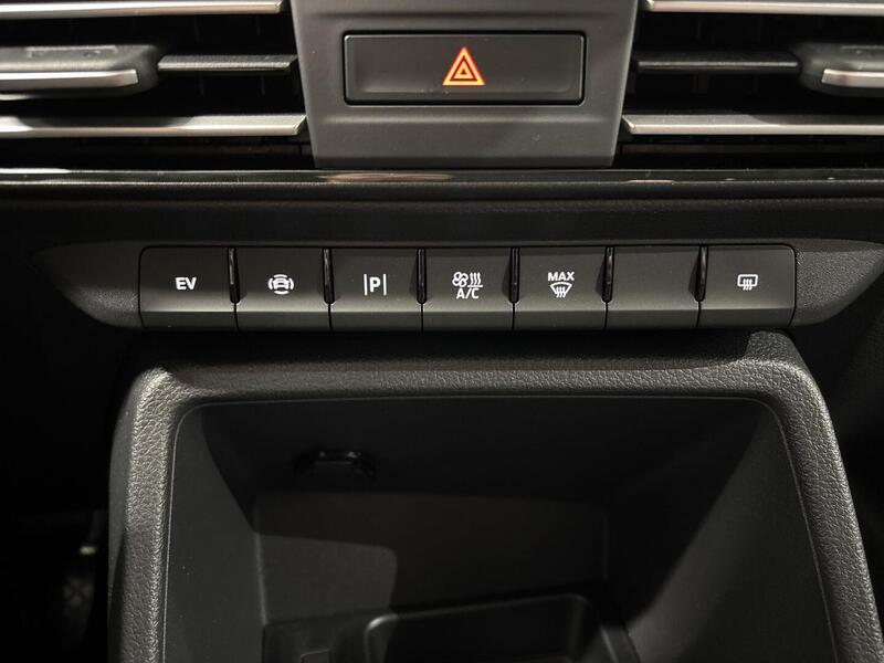 Ford Transit Connect vaihtoauto