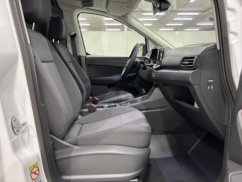 Ford Transit Connect vaihtoauto