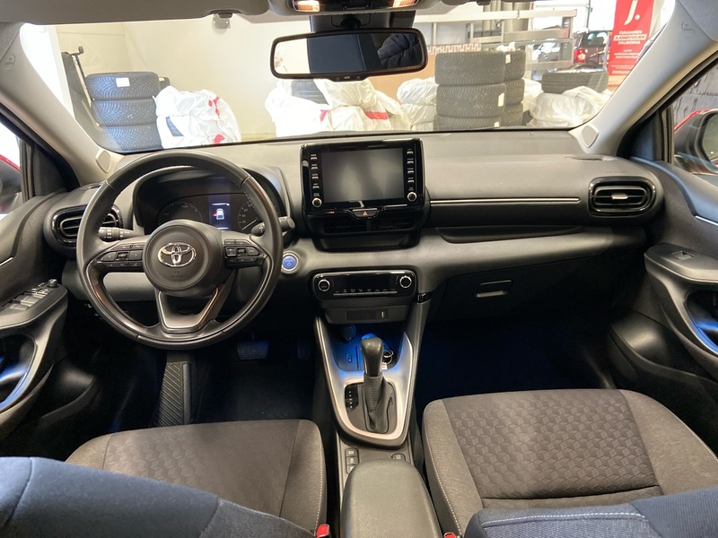 Toyota Yaris vaihtoauto