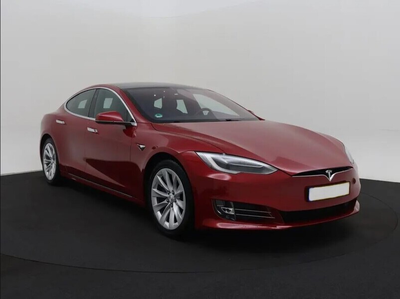 Tesla Model S vaihtoauto