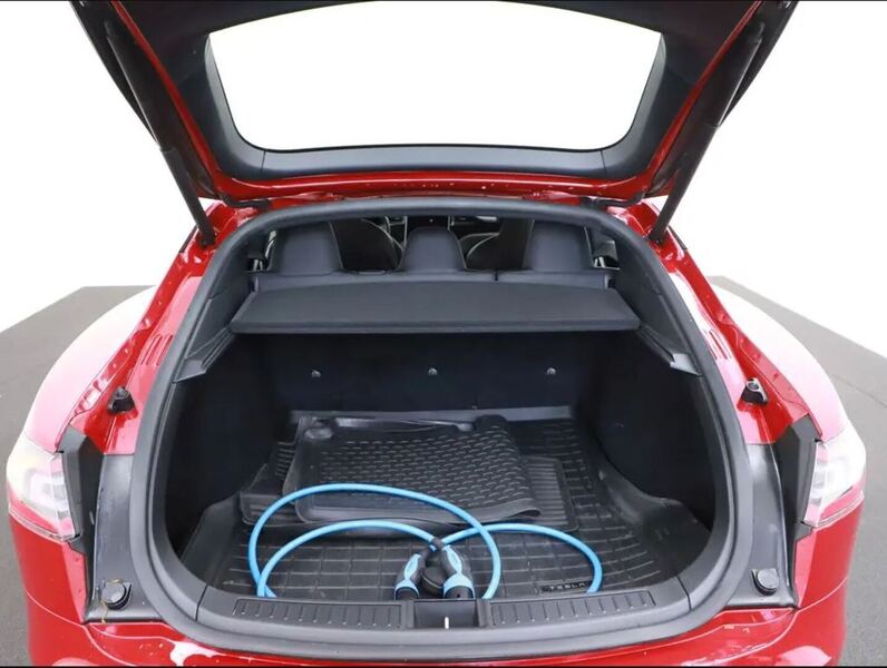 Tesla Model S vaihtoauto