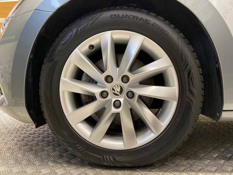 Skoda Superb vaihtoauto