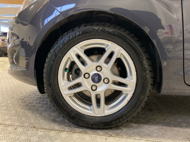 Ford Fiesta vaihtoauto