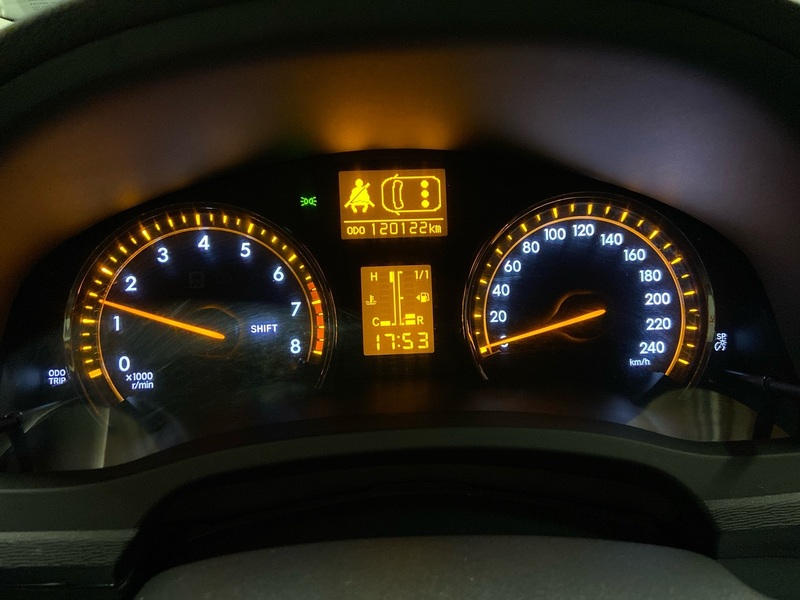 Toyota Avensis vaihtoauto