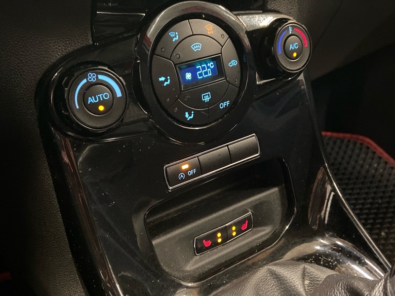 Ford Fiesta vaihtoauto